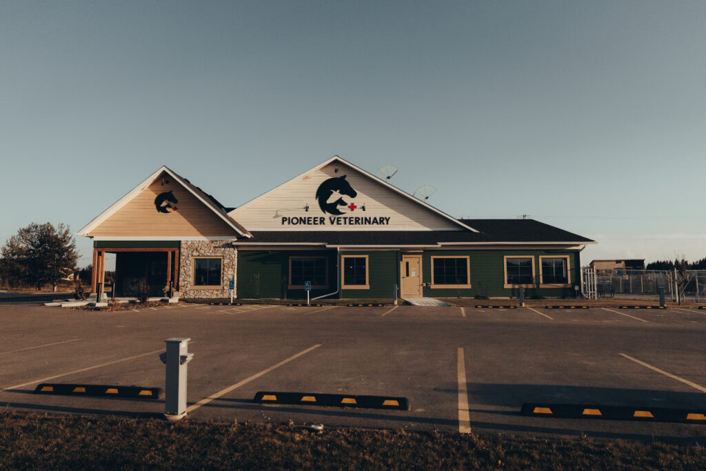 Sundre exterior
